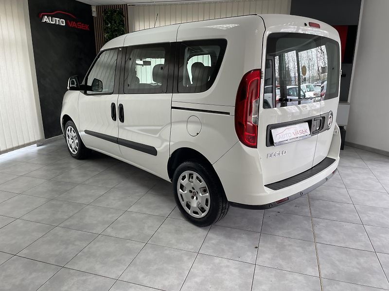 Fiat Dobló 1.6 MJT ČR AC DPH SERVISKA - fotka 8 z 21