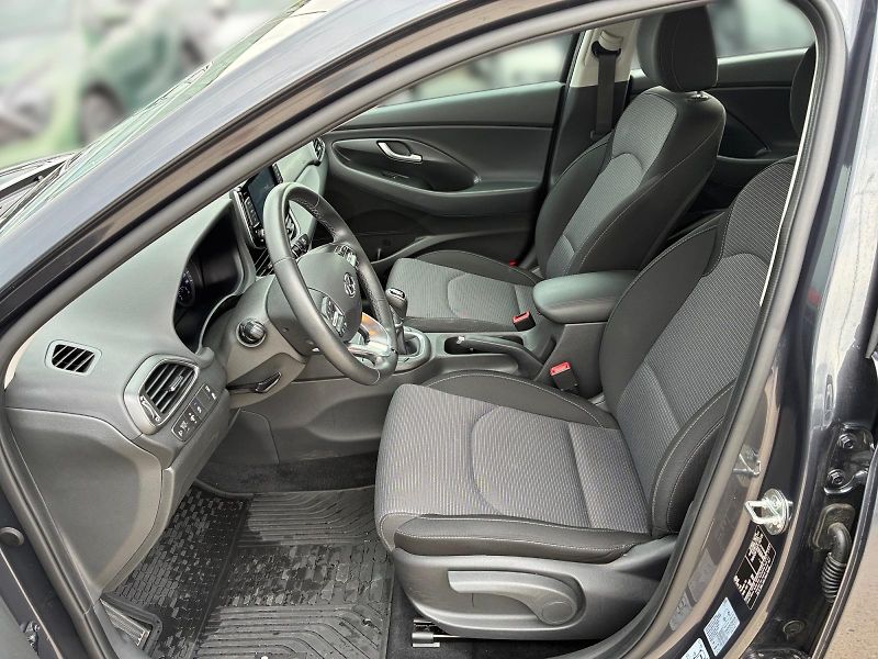 Hyundai i30 (2024) COMFORT 1.0TGDI 88kW CZ DPH - fotka 7 z 11