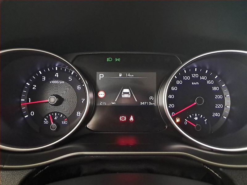Kia Ceed (2025) 1.5 T-GDI - fotka 11 z 19