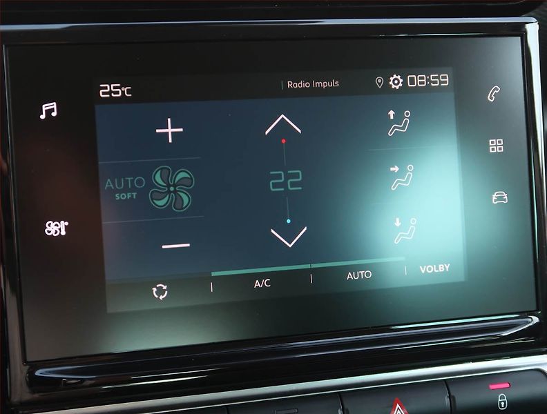 Citroën C3 Aircross (2020) C-Series 1.2 PureTech - fotka 18 z 22