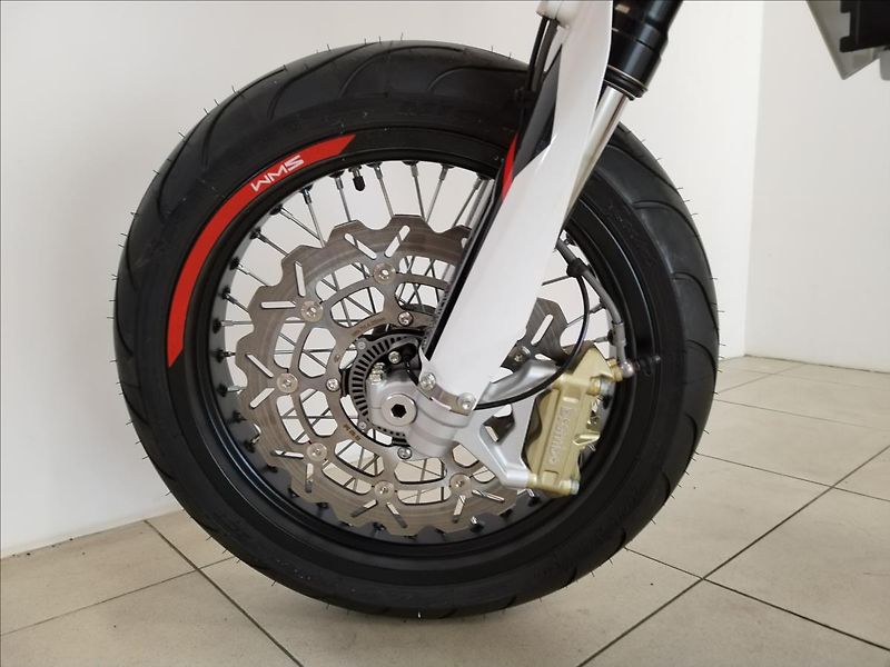 SWM SM 500 R Euro 5 White/Red   0, - fotka 10 z 15