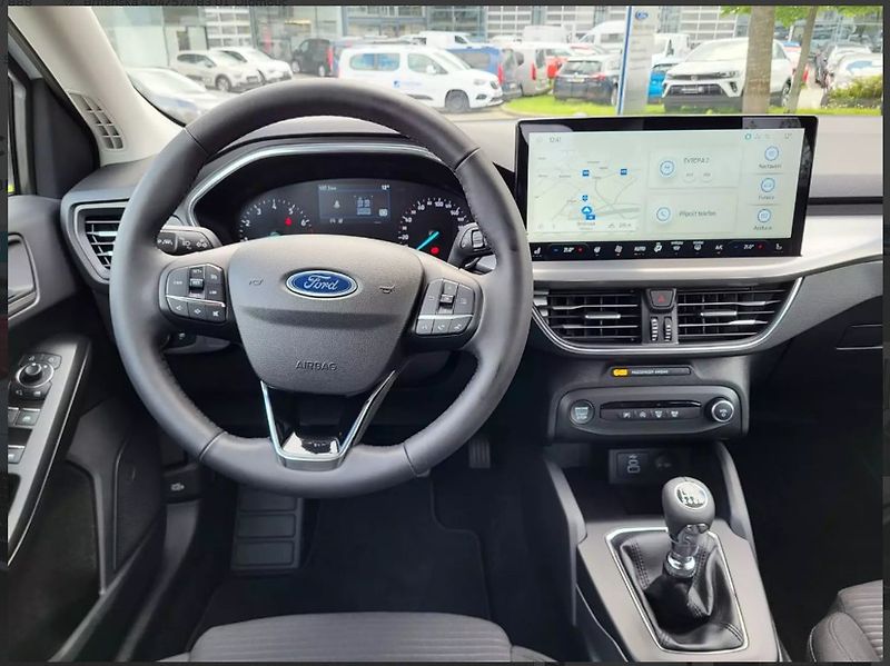 Ford Focus Kombi 1,0 Ecoboost Titanium - fotka 5 z 12