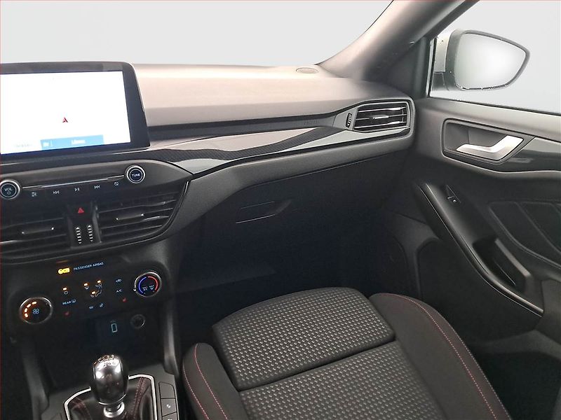 Ford Focus (2020) ST-Line 2.0 EcoBlue, Navi - fotka 8 z 21