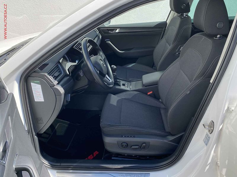 Škoda Superb (2019) 1.5 TSi, Style, LED, panor - fotka 9 z 20