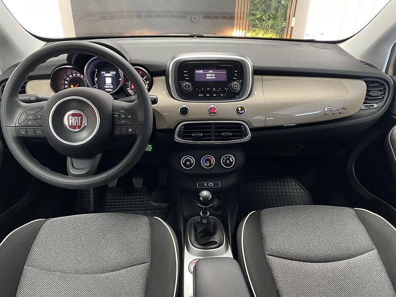 Fiat 500X 1.6 i ČR 1.MAJ.SERVIS 14000 km - fotka 22 z 25