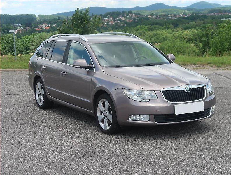 Škoda Superb (2012) 2.0 TDI, Serv.kniha, Tempomat - fotografie inzerátu