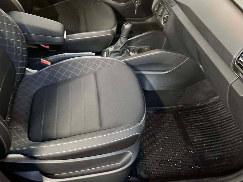 Škoda Fabia (2021) Combi 1.0 TSI Ambition - fotka 11 z 20