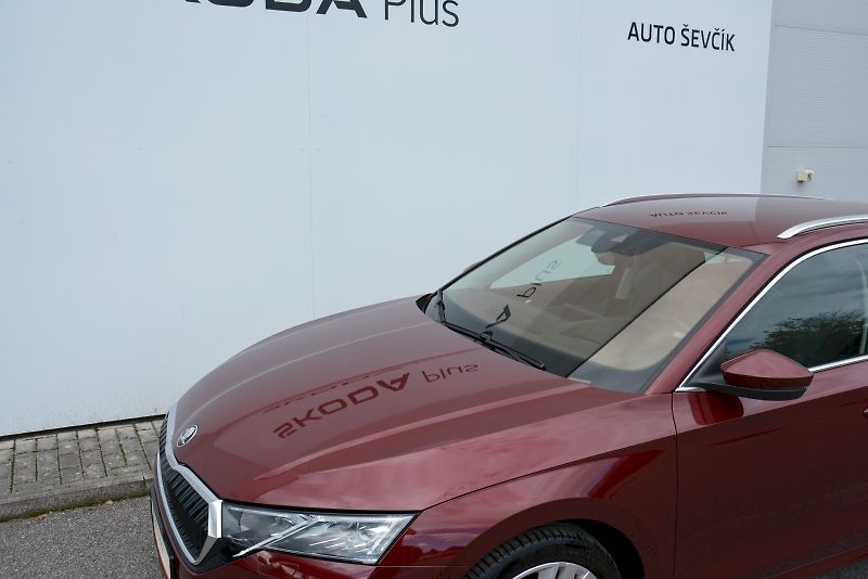 Škoda Octavia (2024) Combi 2.0 TDI 85 kW Top Select - fotka 6 z 30