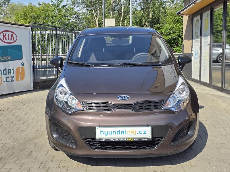 Kia Rio 1.4-1MAJITEL-SERVISOVÁNO-KLIMA - fotka 3 z 16