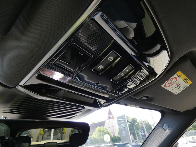 Land Rover Range Rover Sport (2026) 3,0 Dynamic SE D250 - fotka 30 z 37