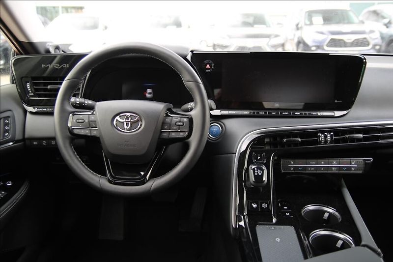 Toyota Mirai 0,0 FCEV  Excecutive VIP druhá - fotka 8 z 43