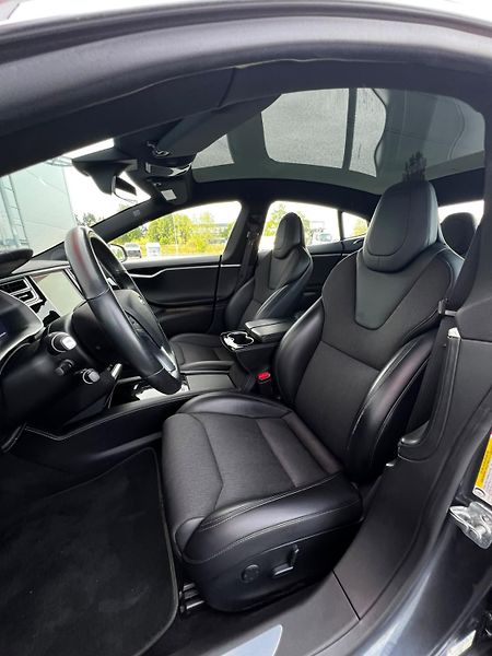 Tesla Model S 75 Business MCU2 Panorama - fotka 6 z 24