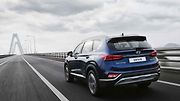 Hyundai Santa Fe.