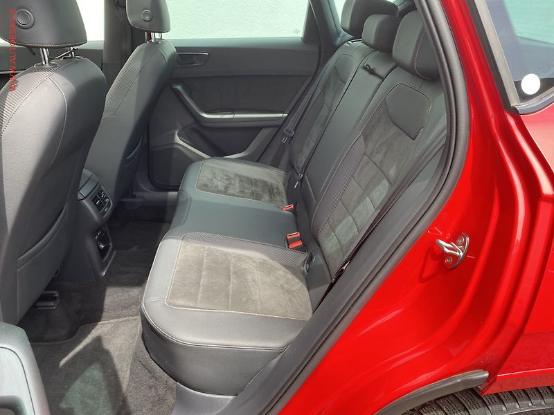 Cupra Ateca (2019) 2.0TSi 4x4, DSG, LED, kamera - fotka 10 z 20