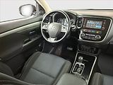 Mitsubishi Outlander (2017) 2.2 DI-D, 4X4, Automat - náhled 7