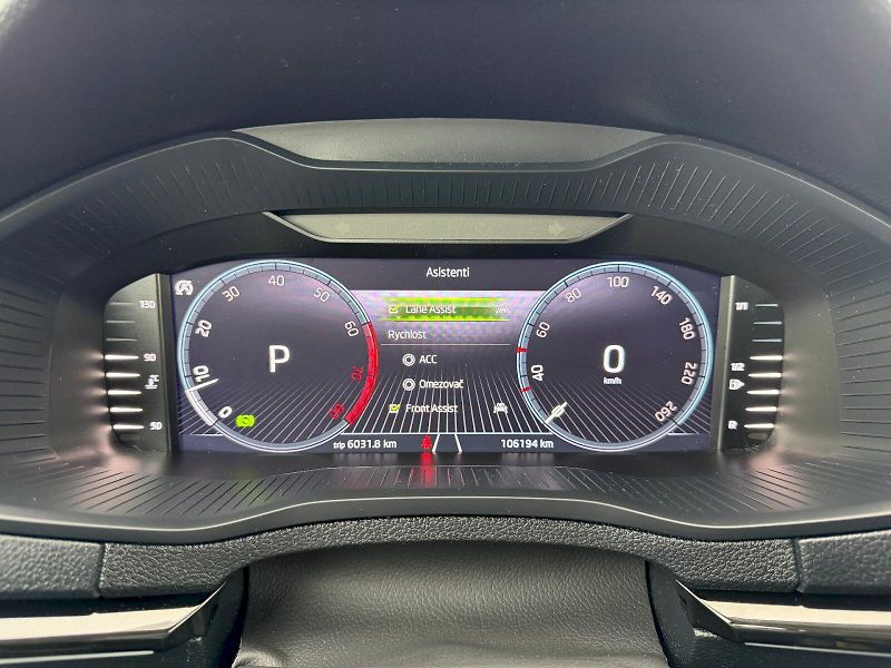 Škoda Karoq (2023) 1.5 TSI 110kW DSG Style Plus M - fotka 14 z 35