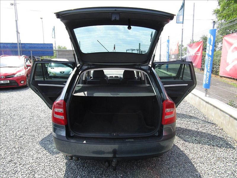 Škoda Octavia Combi 1.9TDi 4x4, aut. Klima - fotka 29 z 38