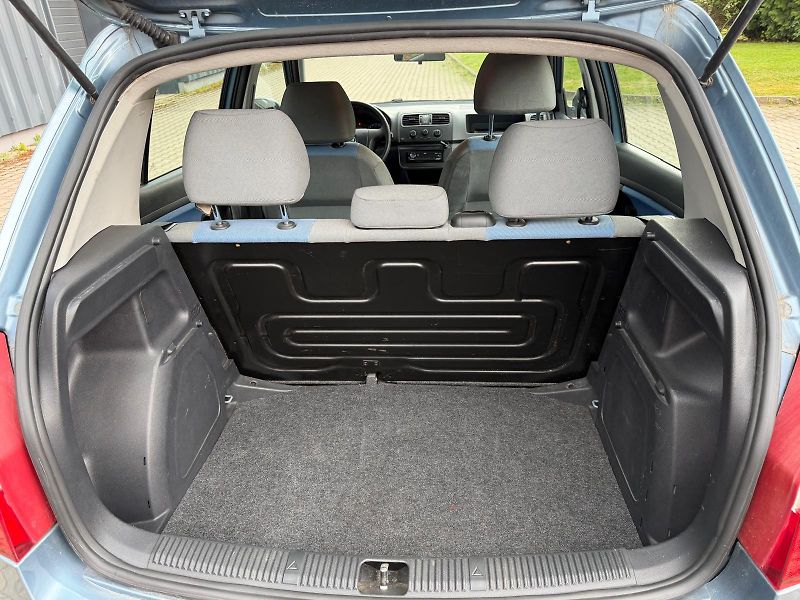 Škoda Fabia 1,2 HTP / po rozvodech /  - fotka 14 z 23