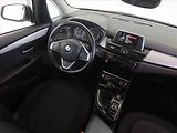 BMW Řada 2 (2015) 218i Active Tourer, Serv.kniha - náhled 7