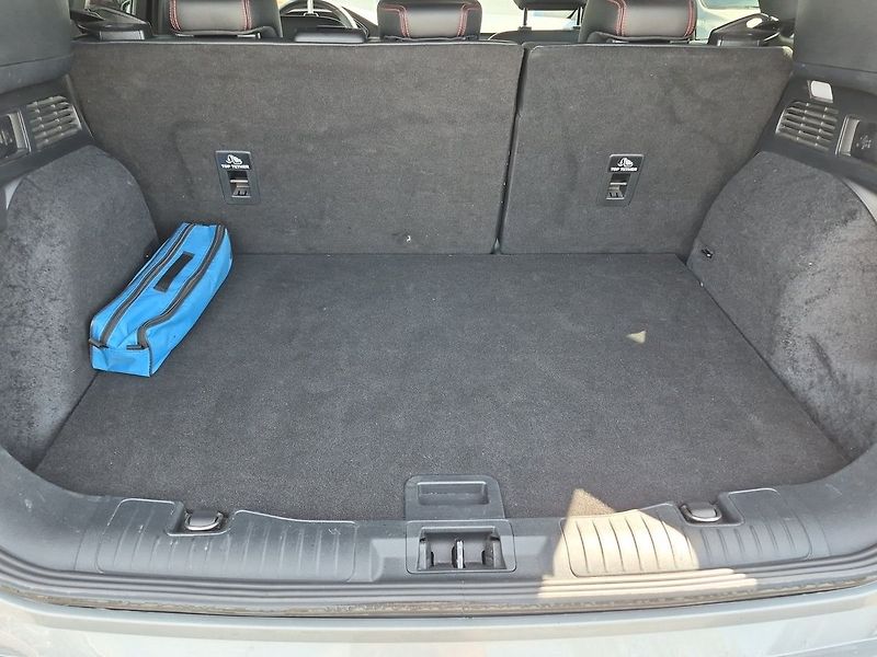 Ford Kuga ST-Line X  1,5 EcoBoost - fotka 27 z 28