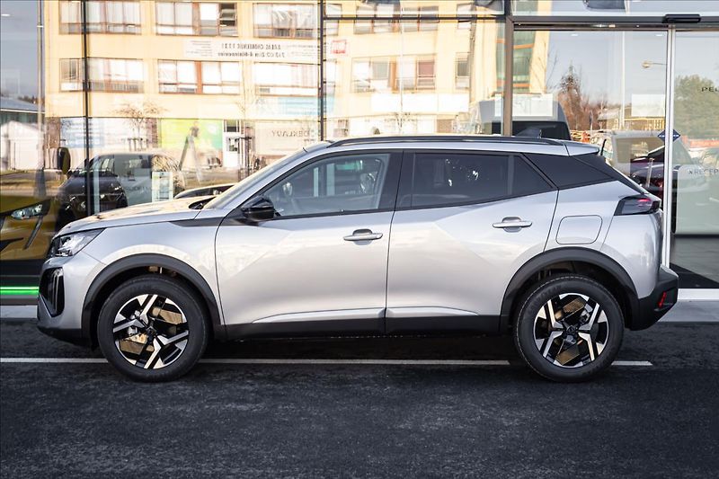 Peugeot 2008 (2026) 1,2 BUSINESS Hybrid 145 e-DCS6 - fotka 8 z 16