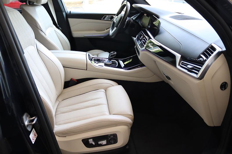 BMW X5 M50D TOP VÝBAVA 294kW DPH - fotka 48 z 50
