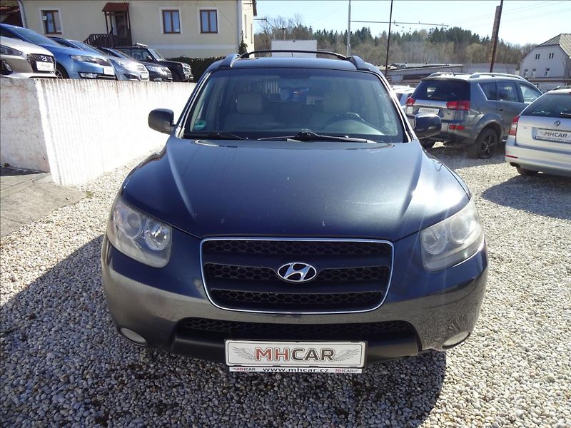 Hyundai Santa Fe 2.2 CRDI 114kW 4x4 AUTOMAT - fotka 2 z 55