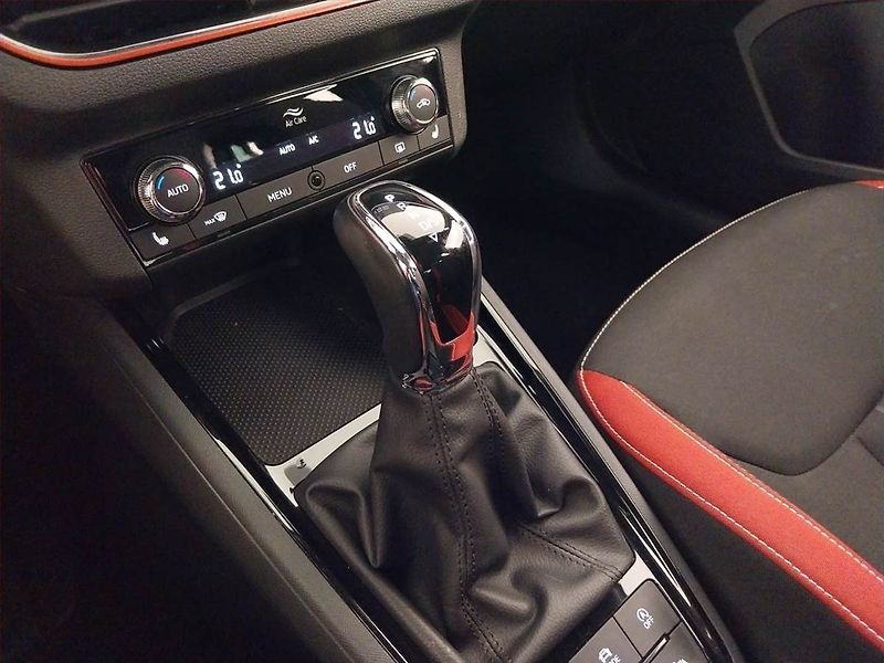 Škoda Scala (2022) Monte Carlo 1.0 TSI, Automat - fotka 13 z 23