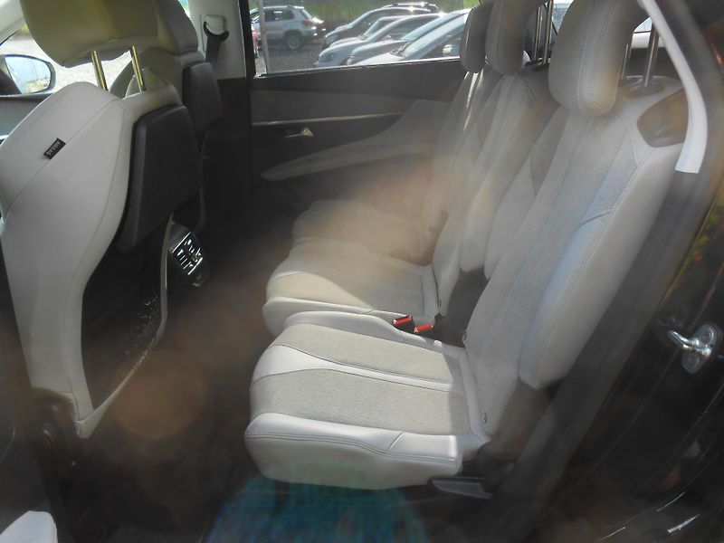 Peugeot 5008 Allure, Kůže,7míst - fotka 21 z 42