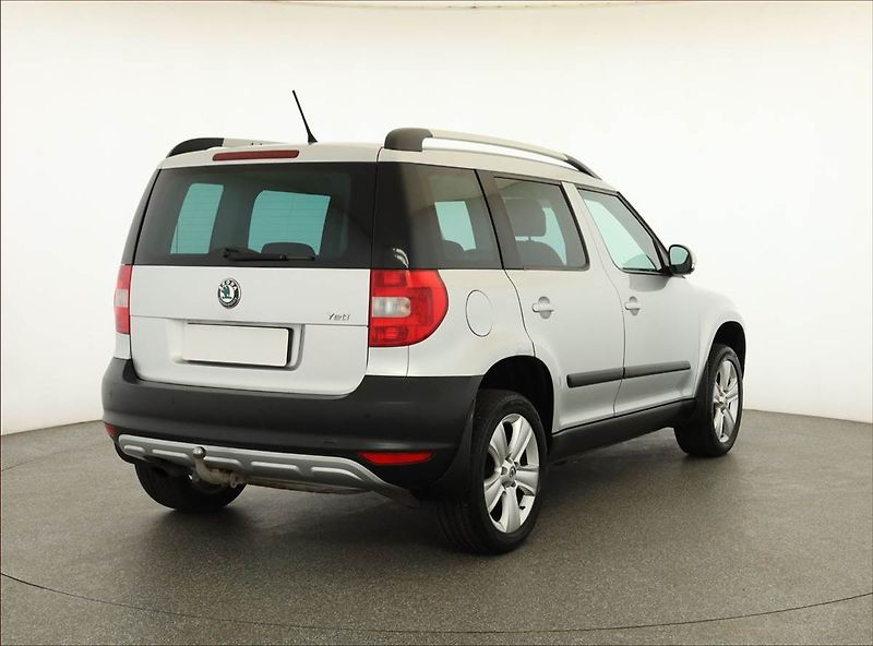 Škoda Yeti (2011) 1.2 TSI, Tempomat - fotka 5 z 13