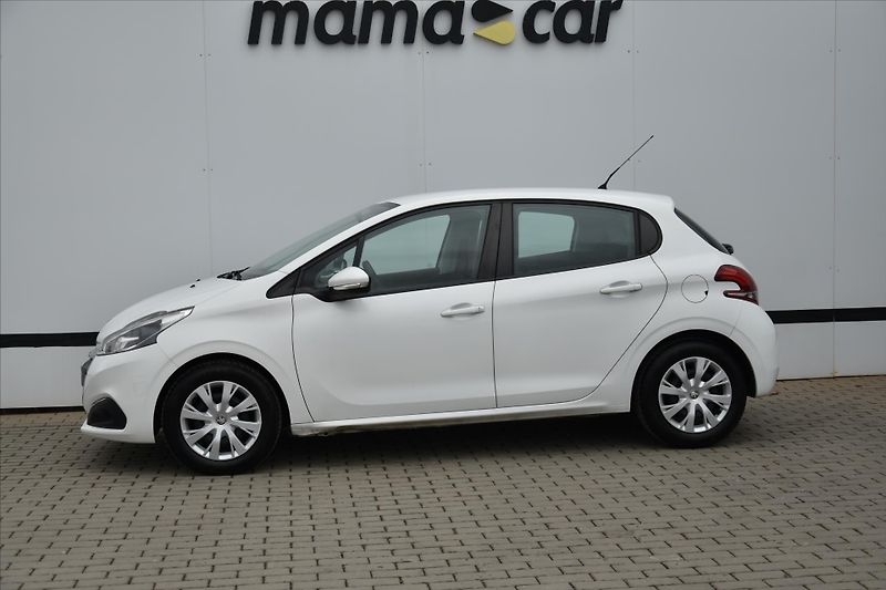 Peugeot 208 1.2i 60kW 1.MAJITEL DPH ČR - fotka 4 z 19