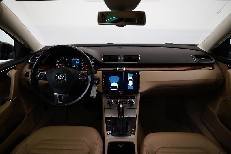 Volkswagen Passat - fotka 6 z 6