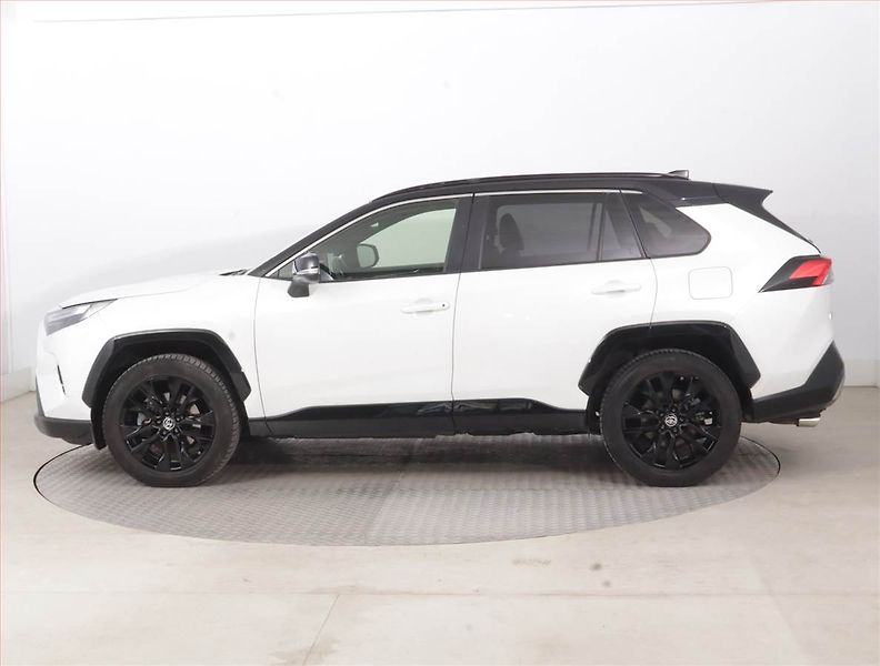 Toyota RAV4 (2023) Selection 2.5 Hybrid - fotka 3 z 18