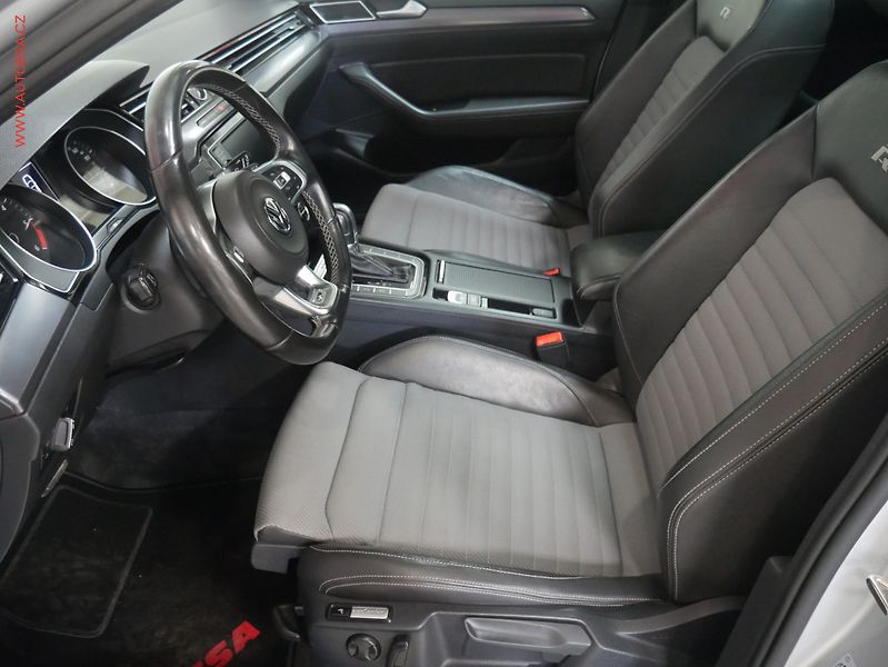 Volkswagen Passat (2015) 2.0TDI 4x4, DSG, navi, bixen - fotka 9 z 21