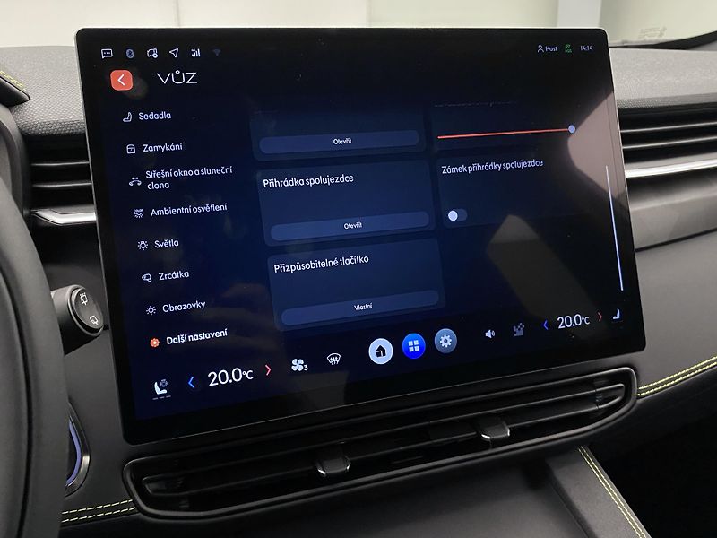 Lynk & Co 01 (2025) MORE PHEV AUT CZ 1.maj - fotka 75 z 95
