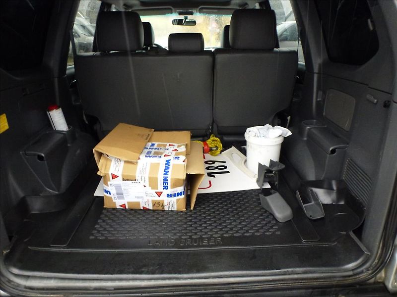 Toyota Land Cruiser 3,0 120 D4-D Lux+ Automat - fotka 24 z 58