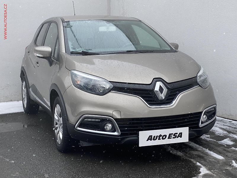 Renault Captur (2014) 1.2TCe, Zen, AT, navi - fotografie inzerátu