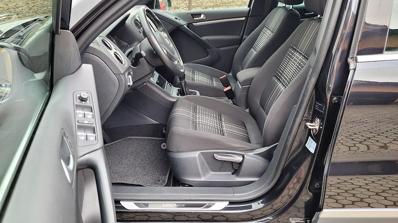 Volkswagen Tiguan (2016) 2,0TDi 110kW Lounge  - fotka 11 z 42