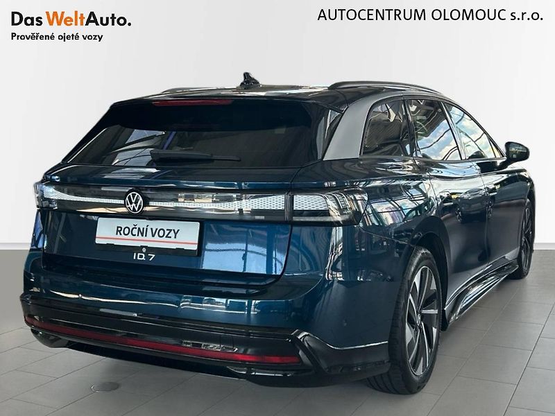Volkswagen ID.7 Tourer (2025) 210 kW, 86 kWh Pro S People - fotka 2 z 35