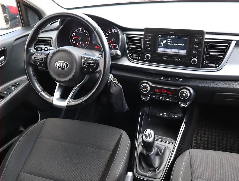 Kia Rio (2017) 1.0 T-GDI, Serv.kniha - fotka 7 z 18