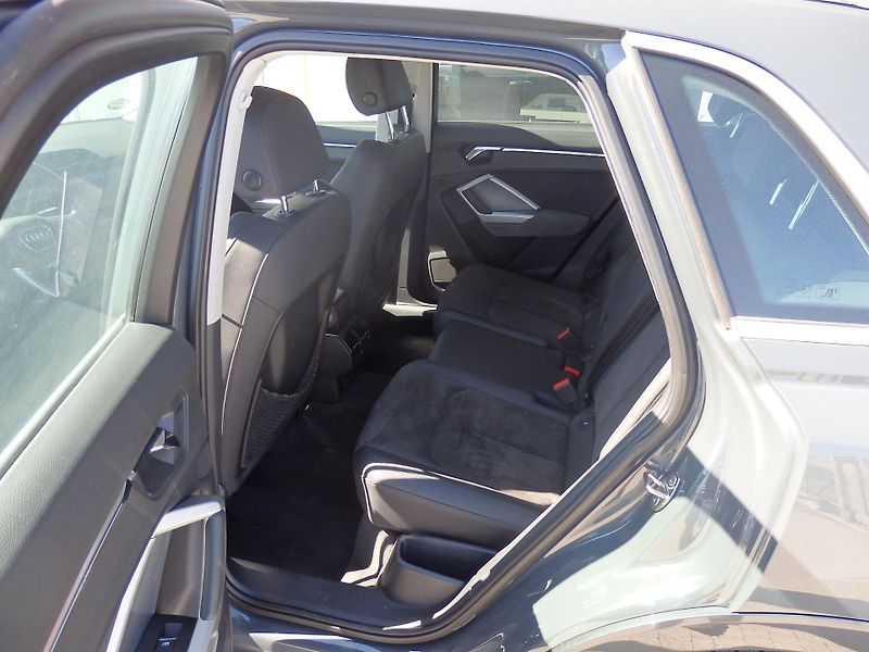 Audi Q3 1.5 35 TFSI 69660 KM NAVIGACE - fotka 7 z 26