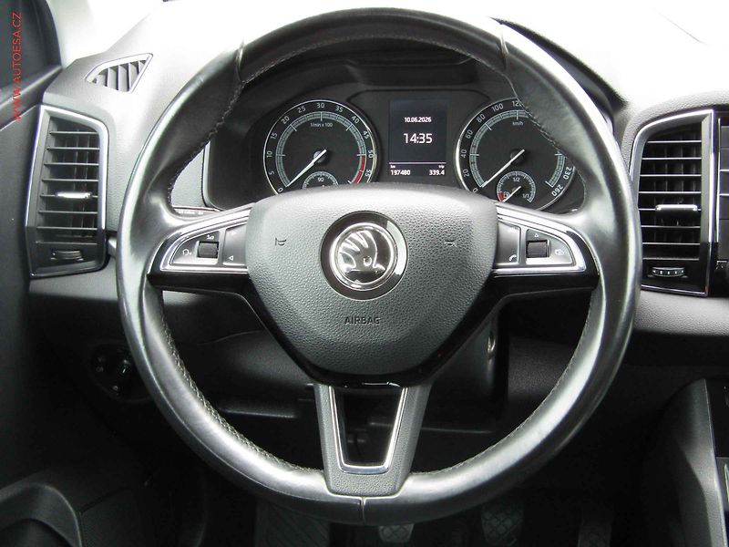 Škoda Karoq (2018) 1.6 TDi, Ambition - fotka 14 z 19