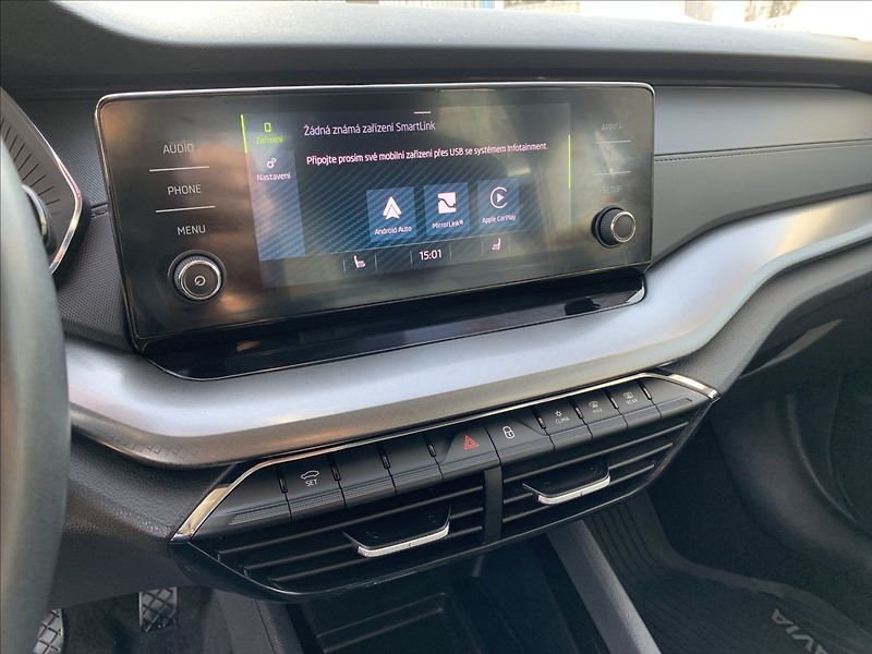 Škoda Octavia 1,0 TSI DSG AMB.,1.MAJITEL,ČR, - fotka 15 z 21