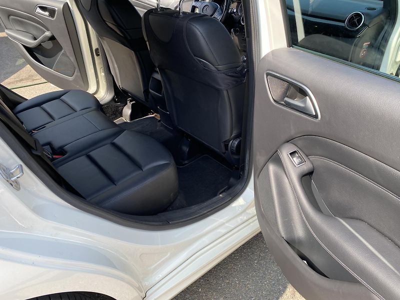 Mercedes-Benz Třídy B (2014) MERCEDES BENZ B 180 CDi  - fotka 13 z 25