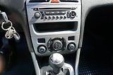 Peugeot 308 (2010) 1,6 HDI  nové v ČR - náhled 22