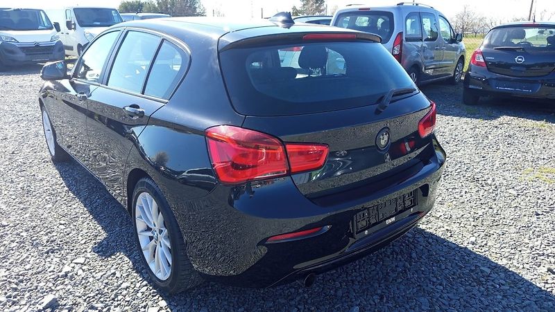 BMW Řada 1 (2017) - fotka 13 z 36