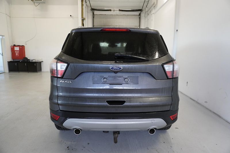Ford Kuga (2019) 2.0 TDCI TITANIUM AUTOMAT - fotka 9 z 31