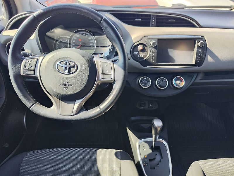 Toyota Yaris 1.33 Dual VVT-i/73kW AT Trend - fotka 12 z 25