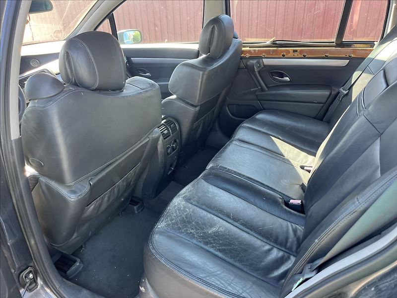 Renault Vel Satis 2,2 dCi TAŽNÉ STK 12/2026 - fotka 13 z 27