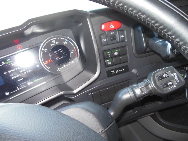 Scania R410, Retarder, Nezávislá klim - fotka 18 z 23